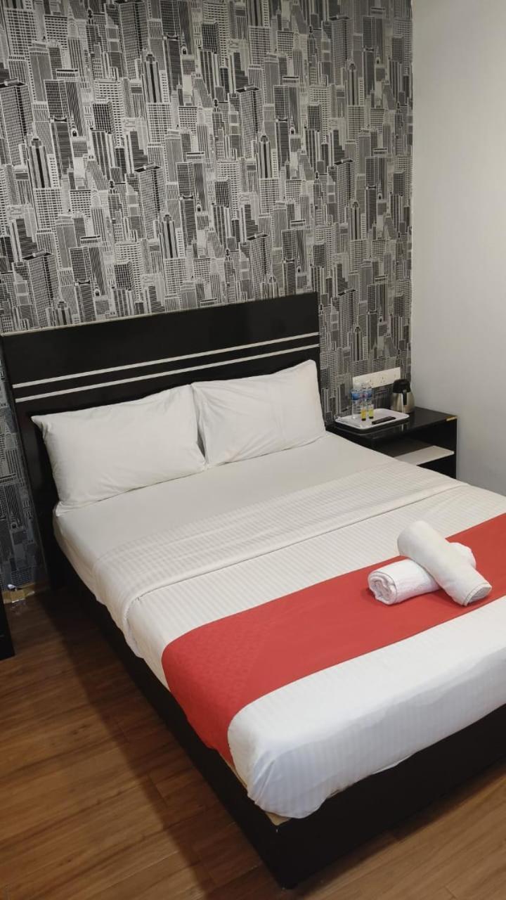 Bluebell Hotel Skudai Extérieur photo